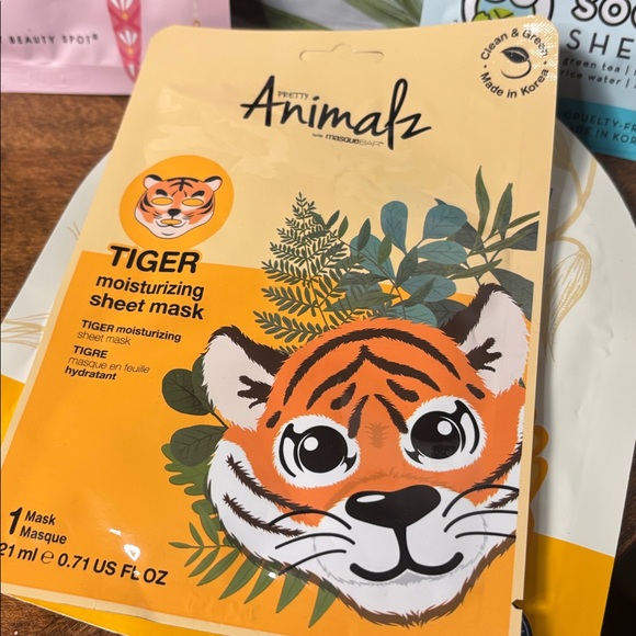 🔥FACE AND BODY MASK BUNDLE - Picture 7 of 11